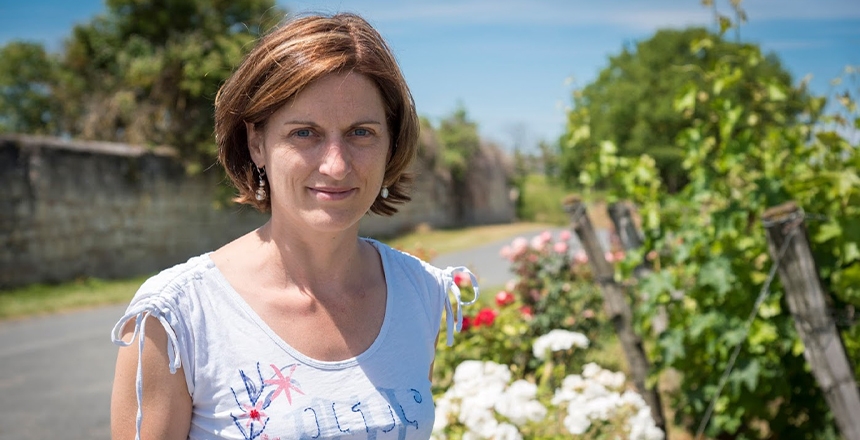 Portrait d'Amélie Neau vigneronne au Domaine de Nerleux
